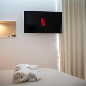 https://luxury-suite-70s-rooms.sicilyhotelsitaly.net